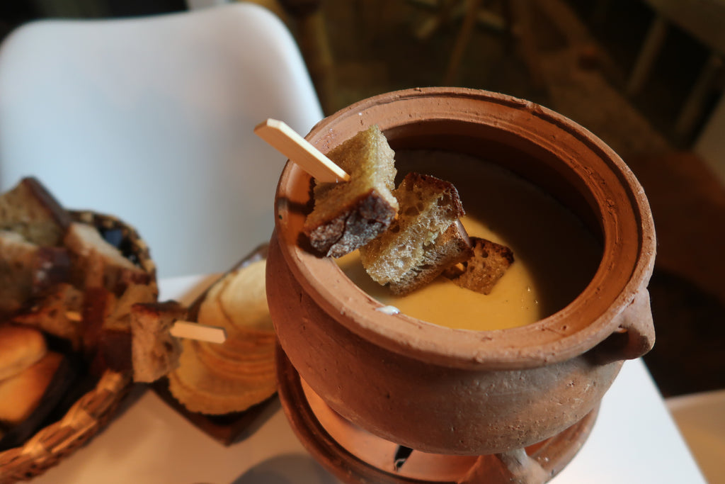 WINTERLICHES KÄSE-FONDUE im TIPSI