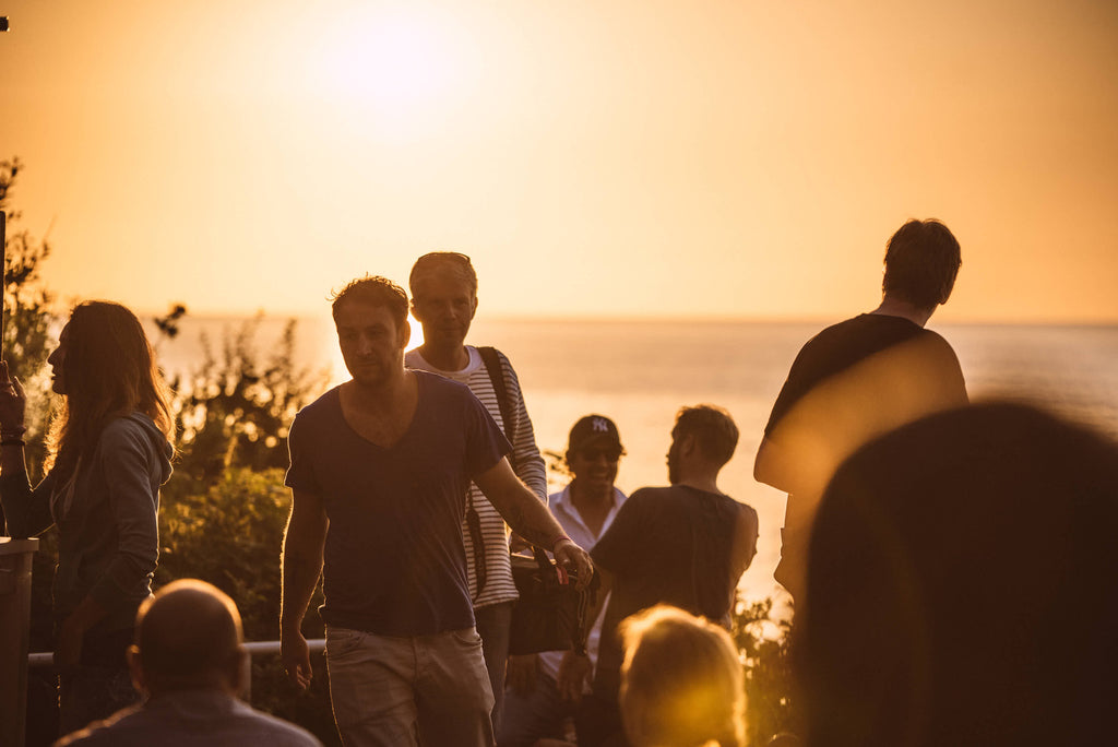 SUNSET DEEPS - APERITIVO TABLE