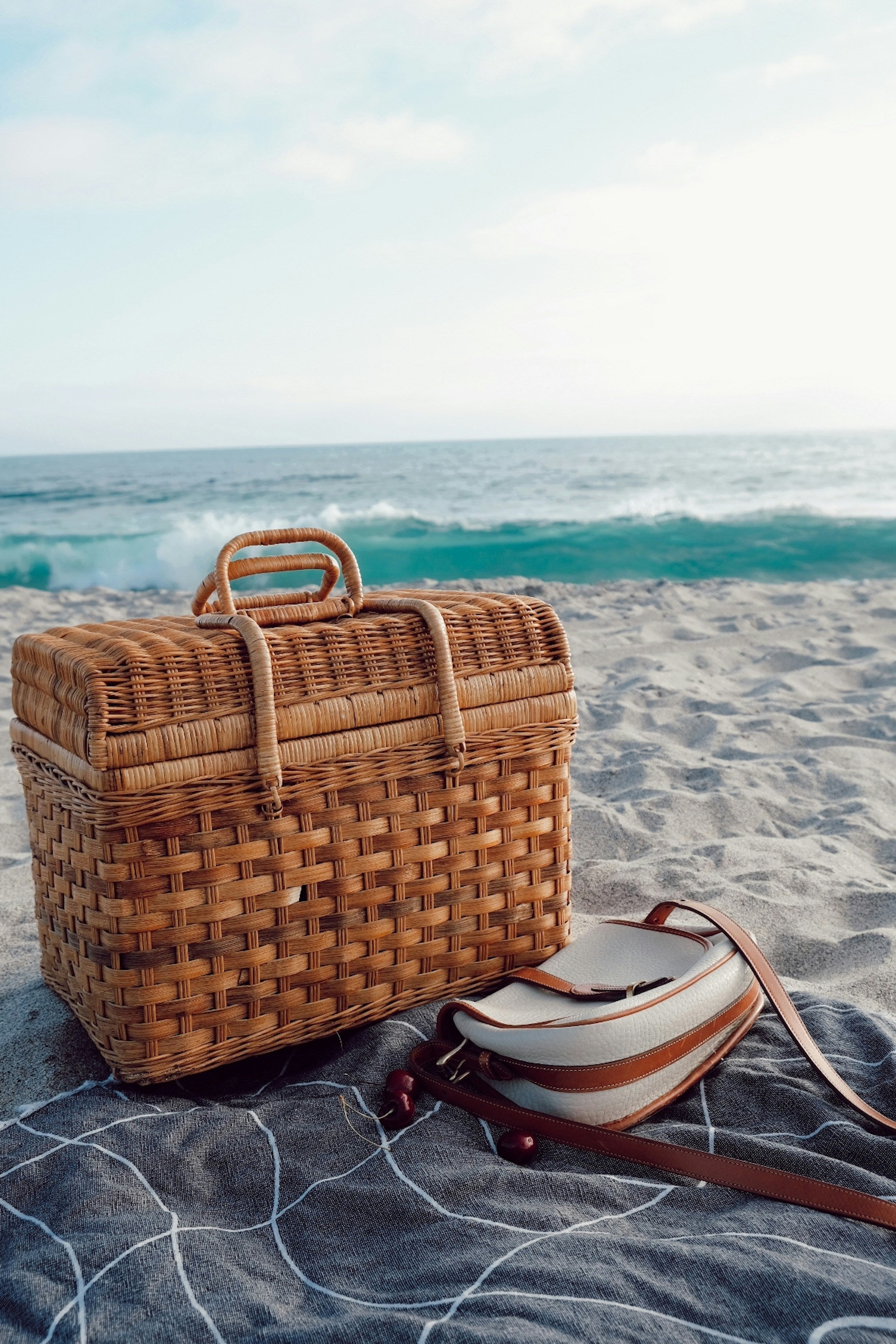 BEACH CHAIR PICNIC